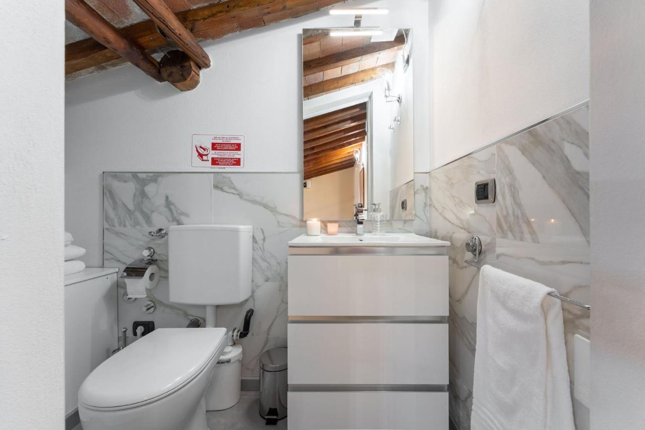Romito Apartment Флоренция Экстерьер фото